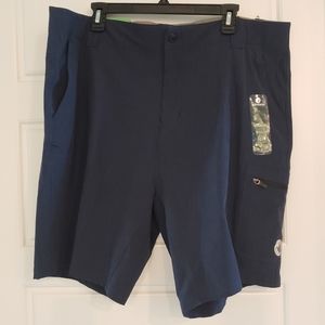 Men's NWT Body Glove Adventure active shorts 38